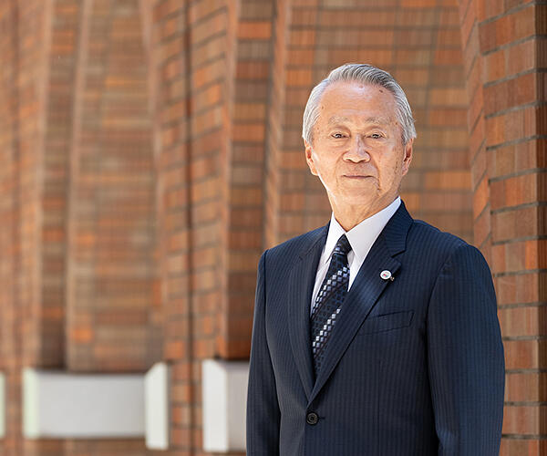 学校法人武蔵野大学 理事長　中尾 史峰